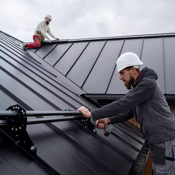 Why Elmhurst Property Owners Choose Elmhurst Roofing Repair for Metal Roof Repair?