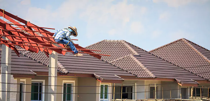 Professional Wind Damage Roof Repair Services in Elmhurst, IL